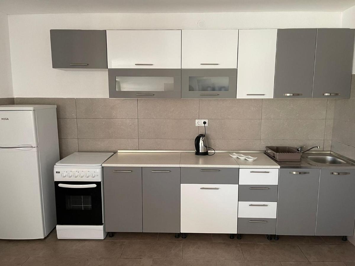 Apartmani Zuti ネウム エクステリア 写真