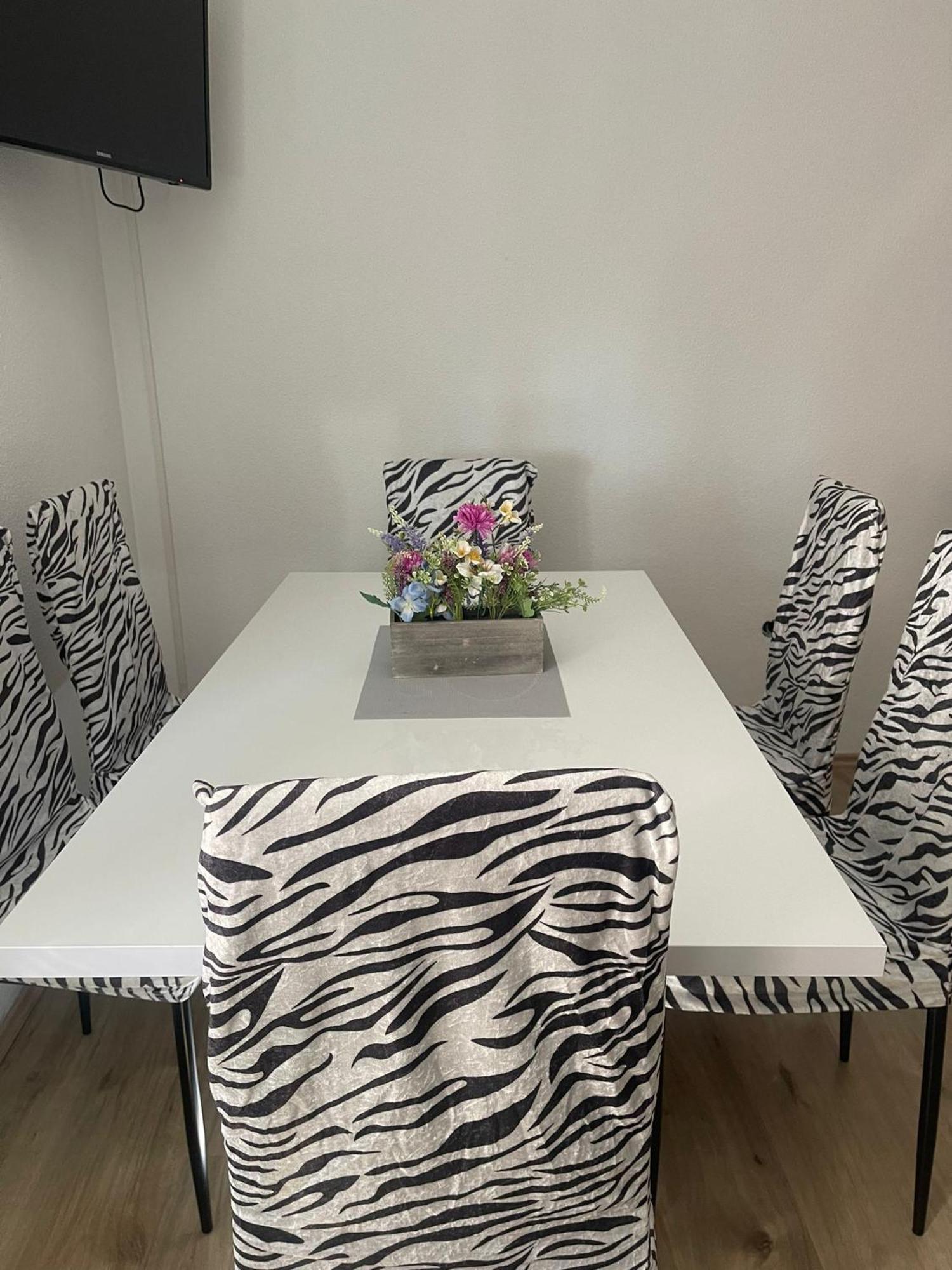 Apartmani Zuti ネウム 部屋 写真